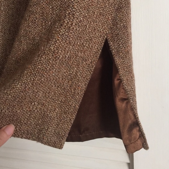 Ann Taylor LOFT skirt - Picture 2 of 4